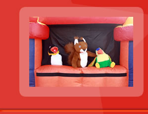Titeres gigantes y teatrinos inflables para fiestas infantiles.
